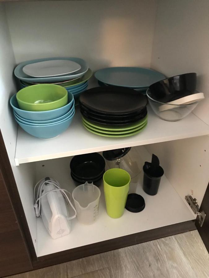 Grosse & Voll Ausgestattete Apartments, Studios, Doppelzimmer, Workspace, Parkplatz, Netflix, Prime & Schnelles Wifi In Ruhiger Lage Mit Garten Rudolstadt Luaran gambar