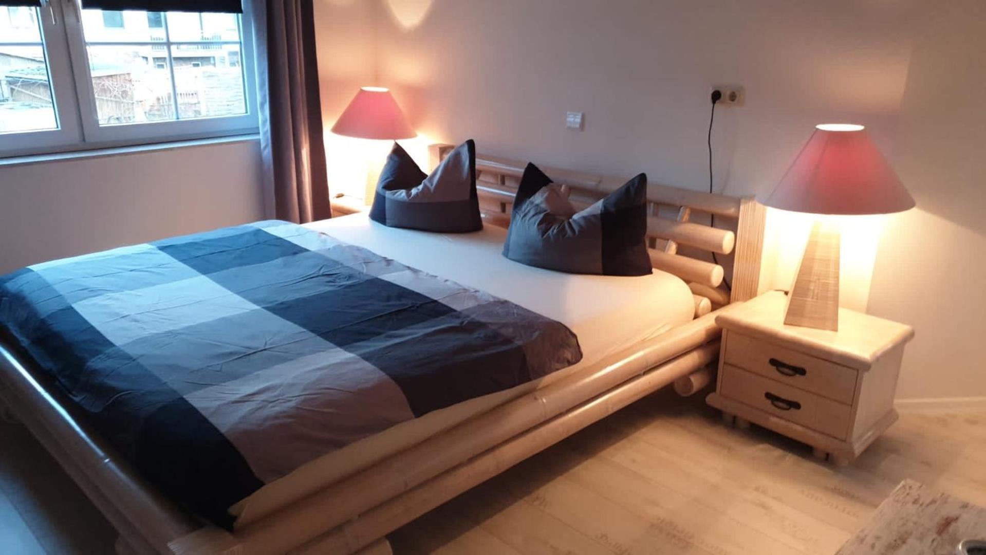 Grosse & Voll Ausgestattete Apartments, Studios, Doppelzimmer, Workspace, Parkplatz, Netflix, Prime & Schnelles Wifi In Ruhiger Lage Mit Garten Rudolstadt Luaran gambar
